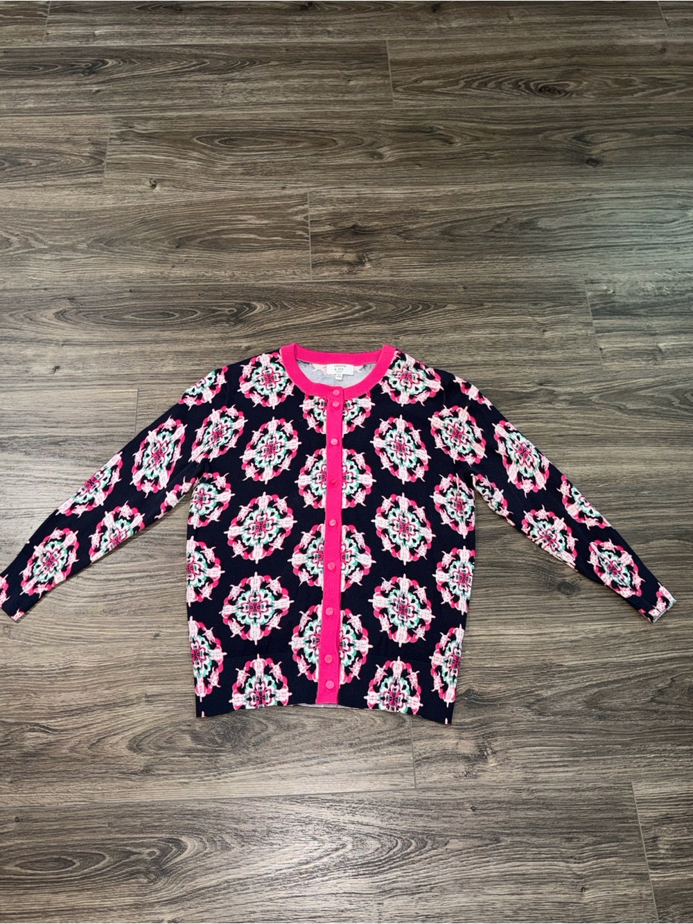 crown & ivy Floral Knit Top in Pink, Mint & Navy size PS
